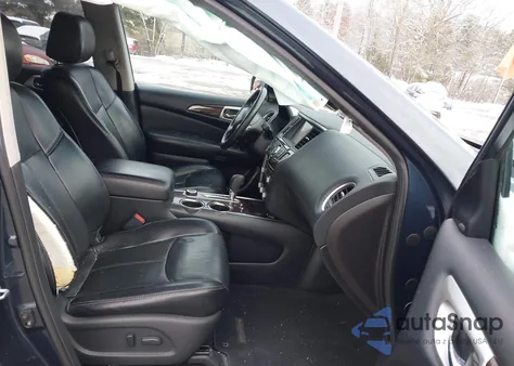 2015 Nissan Pathfinder Platinum из США, поврежденный, VIN 5N1AR2MM8FC658767